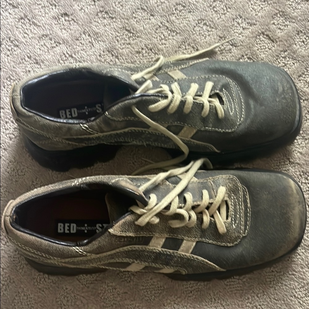 BED|STU Men's Distressed Gray Sneakers